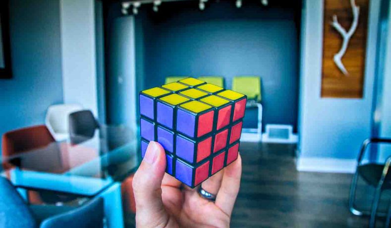 Nuovo record del mondo del cubo di Rubik