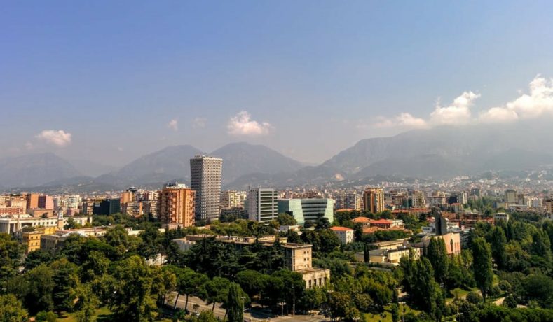 Perché andare in Albania per studiare medicina